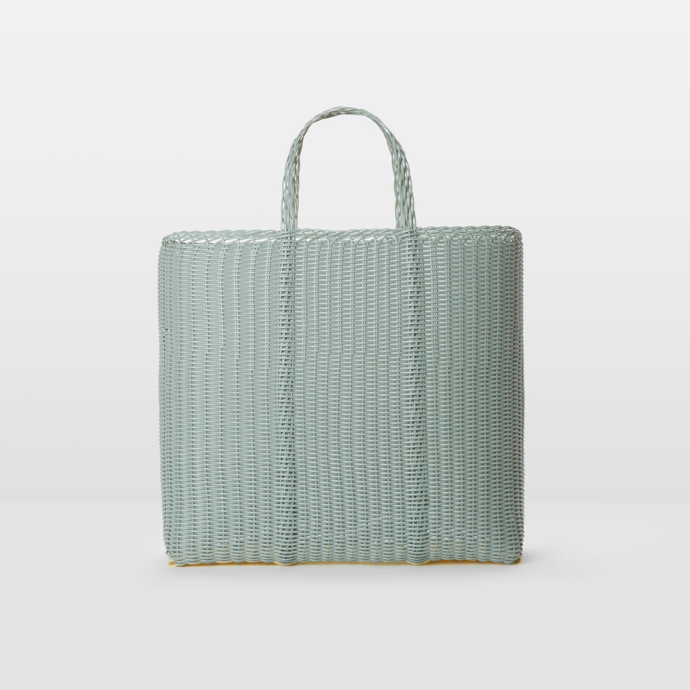 Flat | Large Eucalyptus