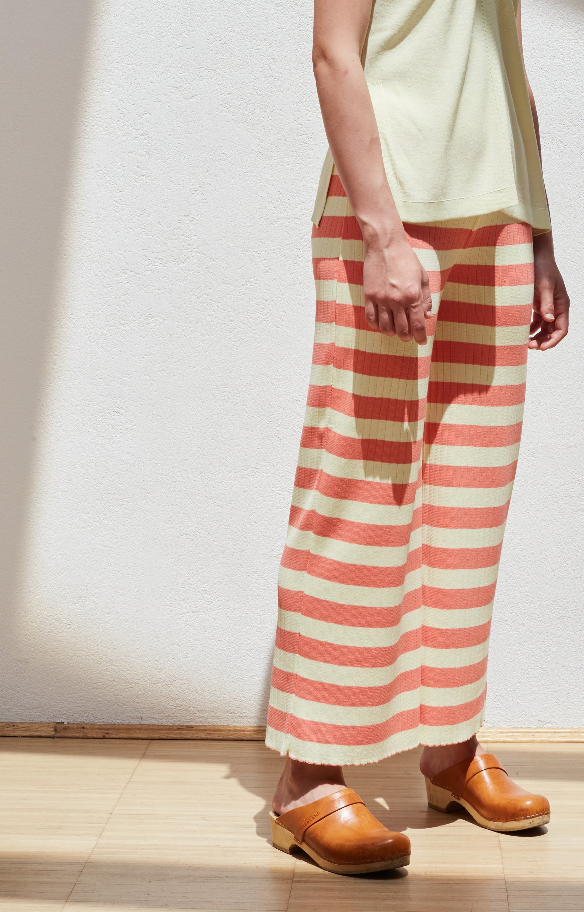 Skin pants