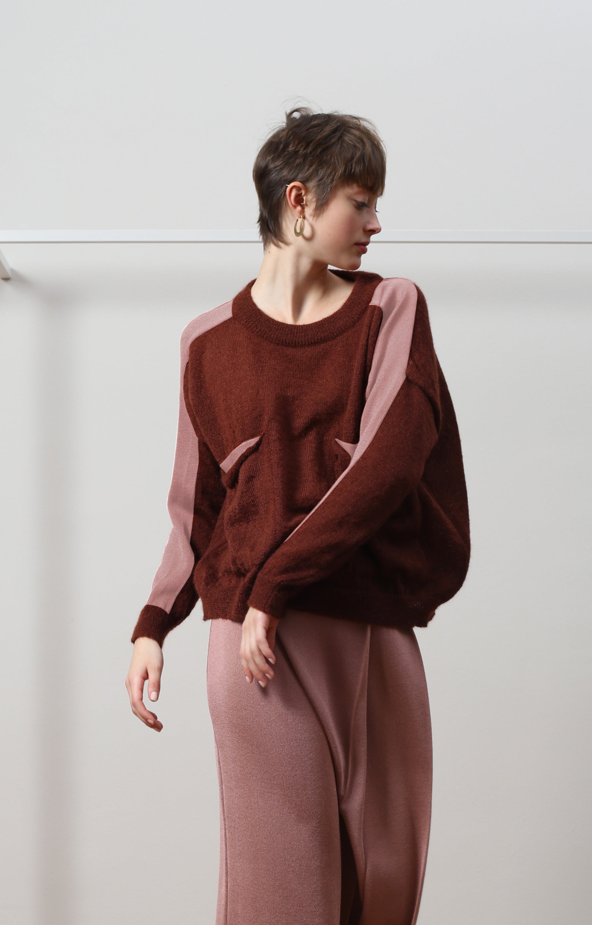 Pocket sweater