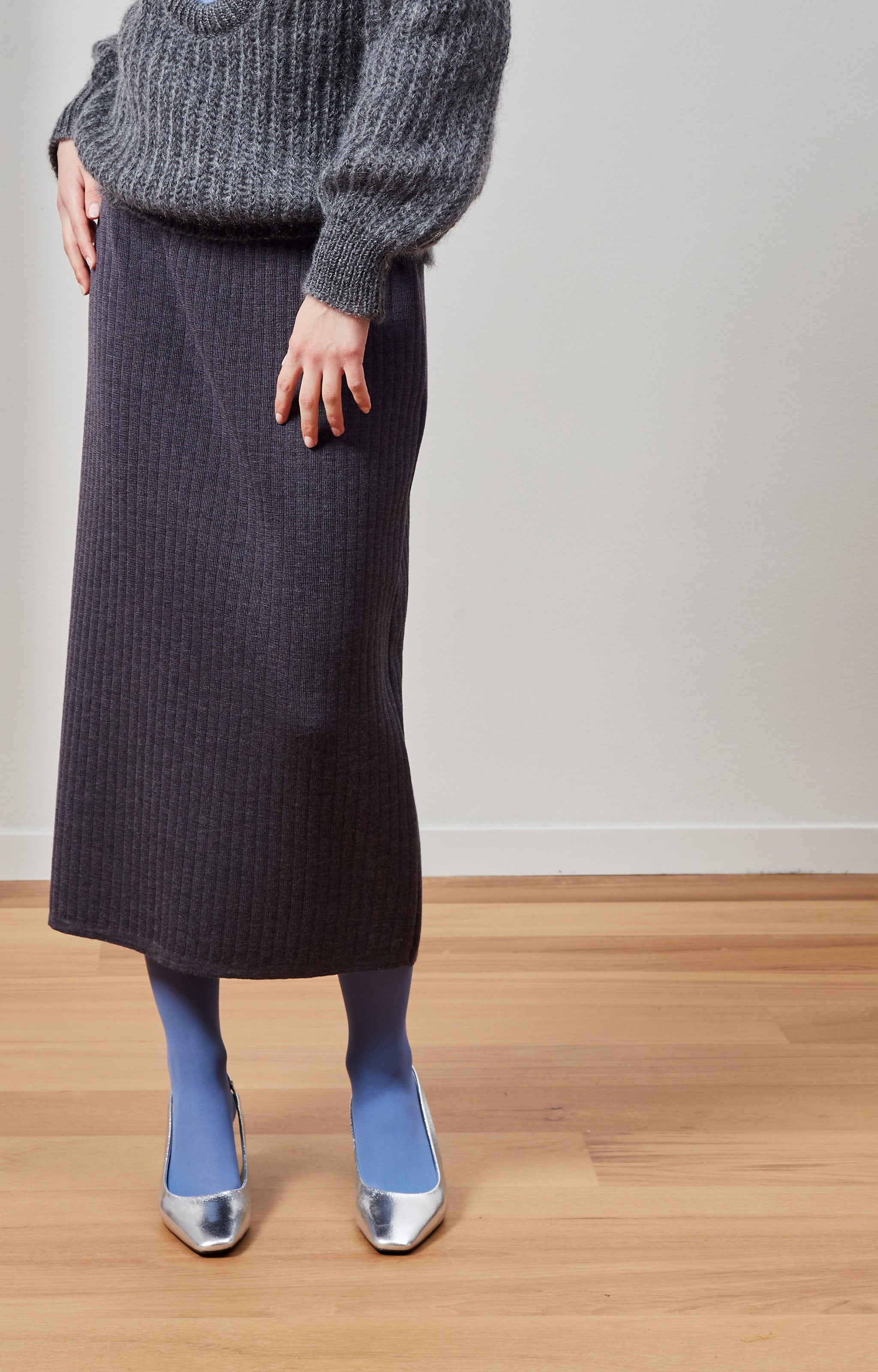Ribbed tube skirt