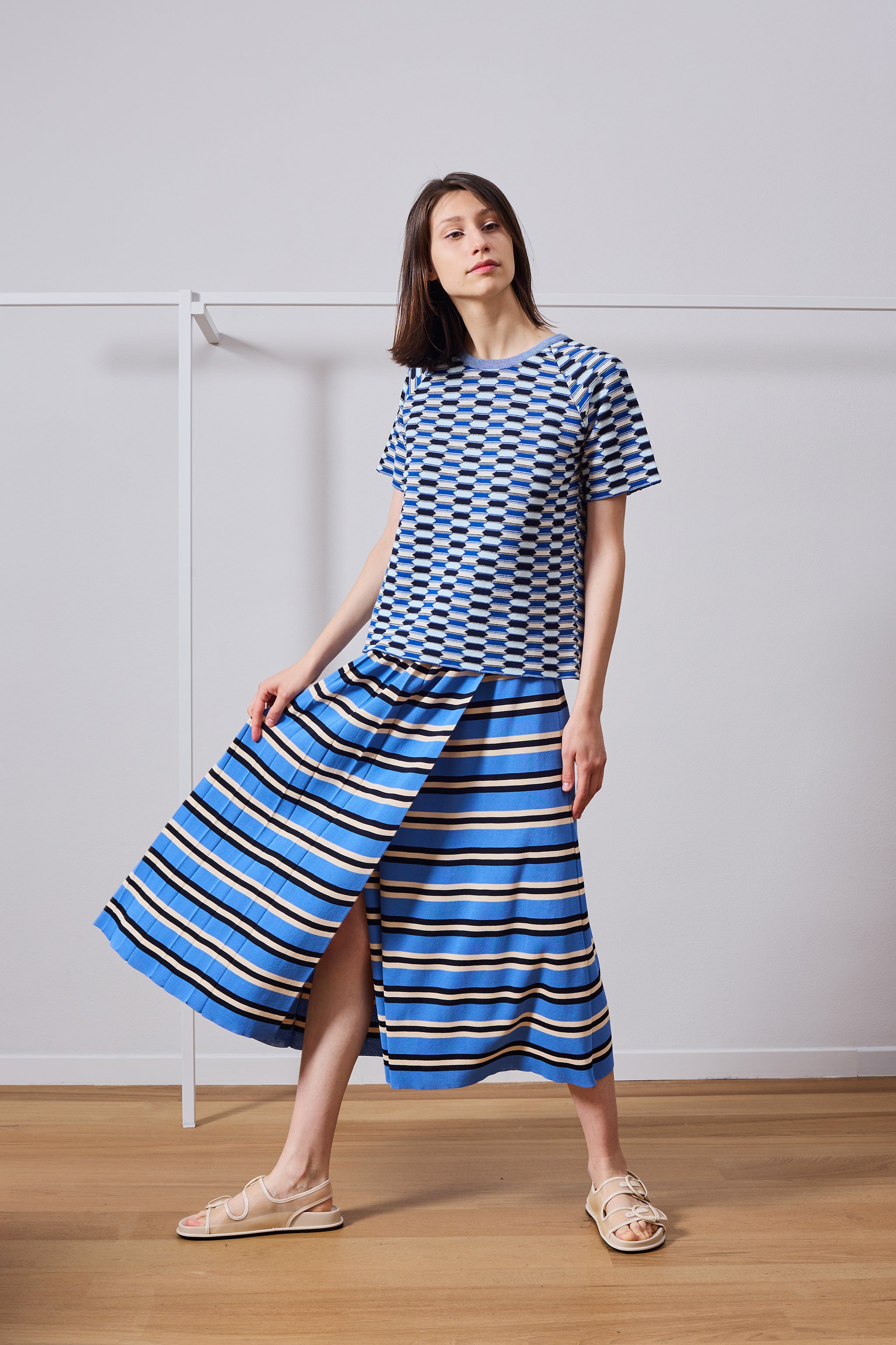 Pleated stripy skirt