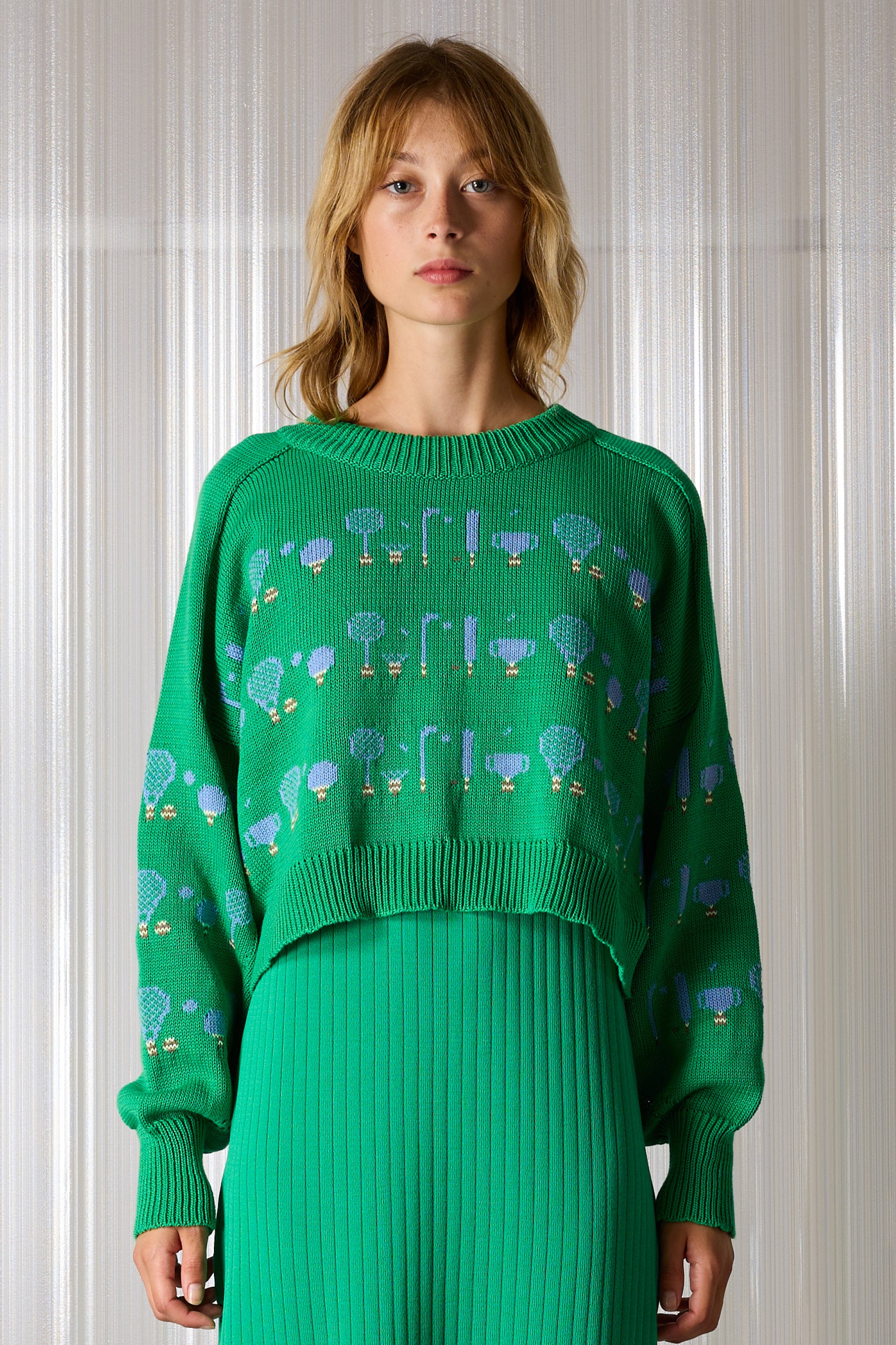 Cup sweater