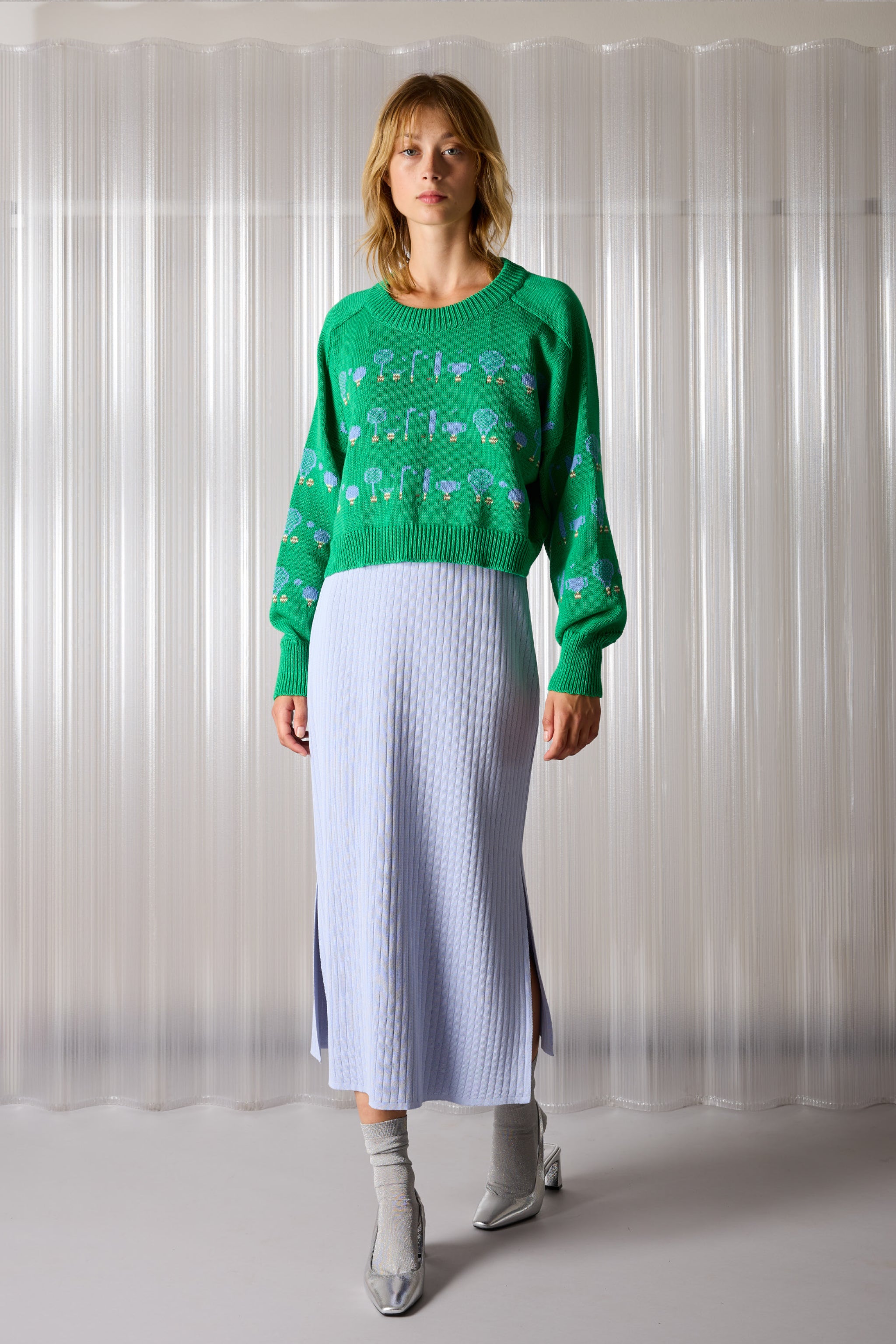 Cup sweater