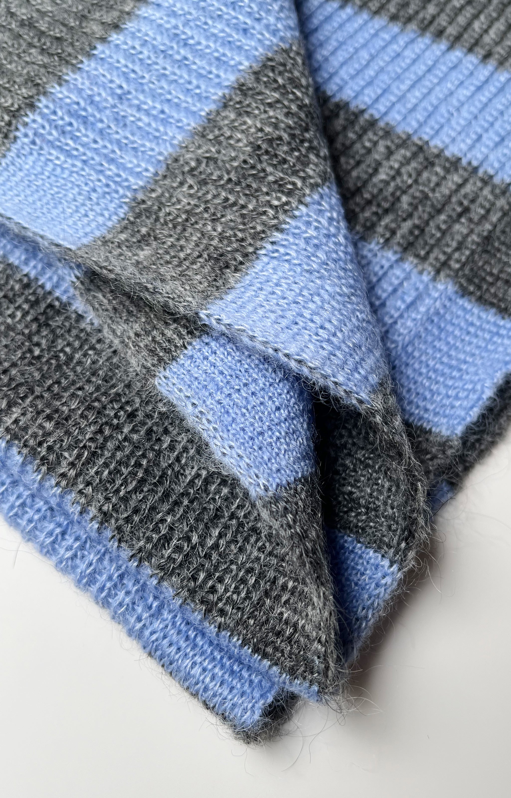 Cloud striped foulard