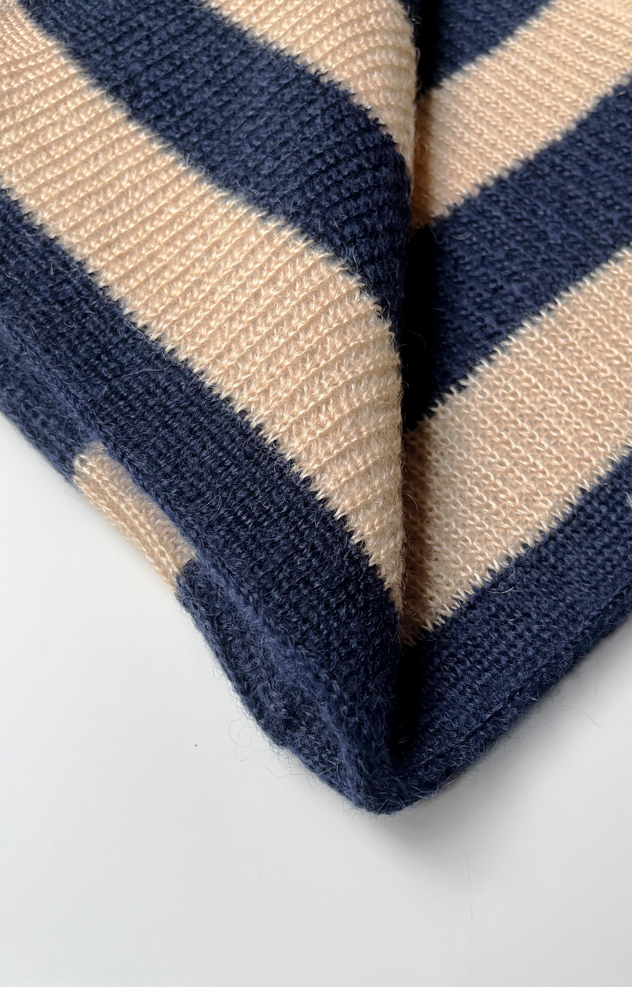 Cloud striped foulard