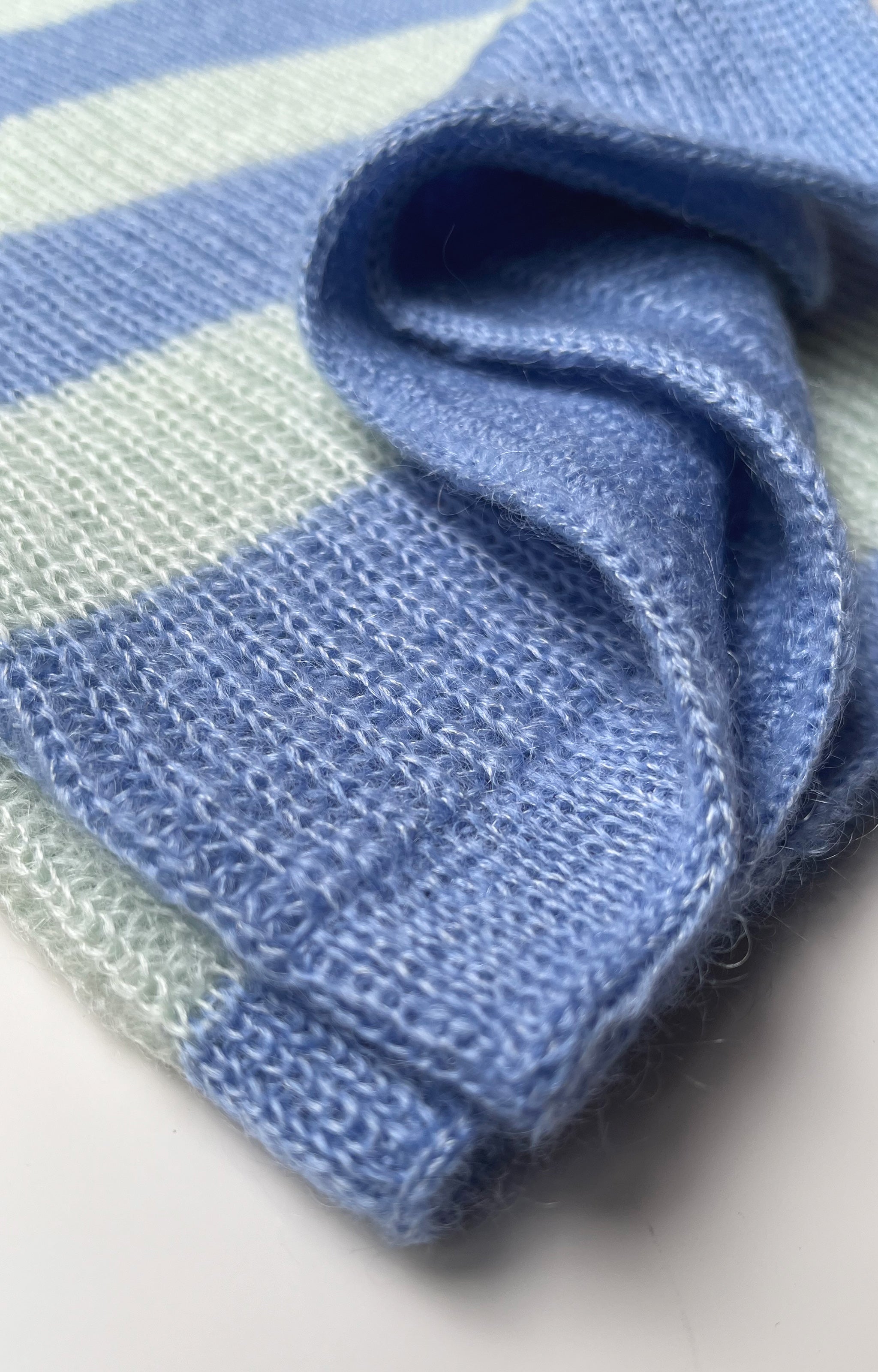 Cloud striped foulard