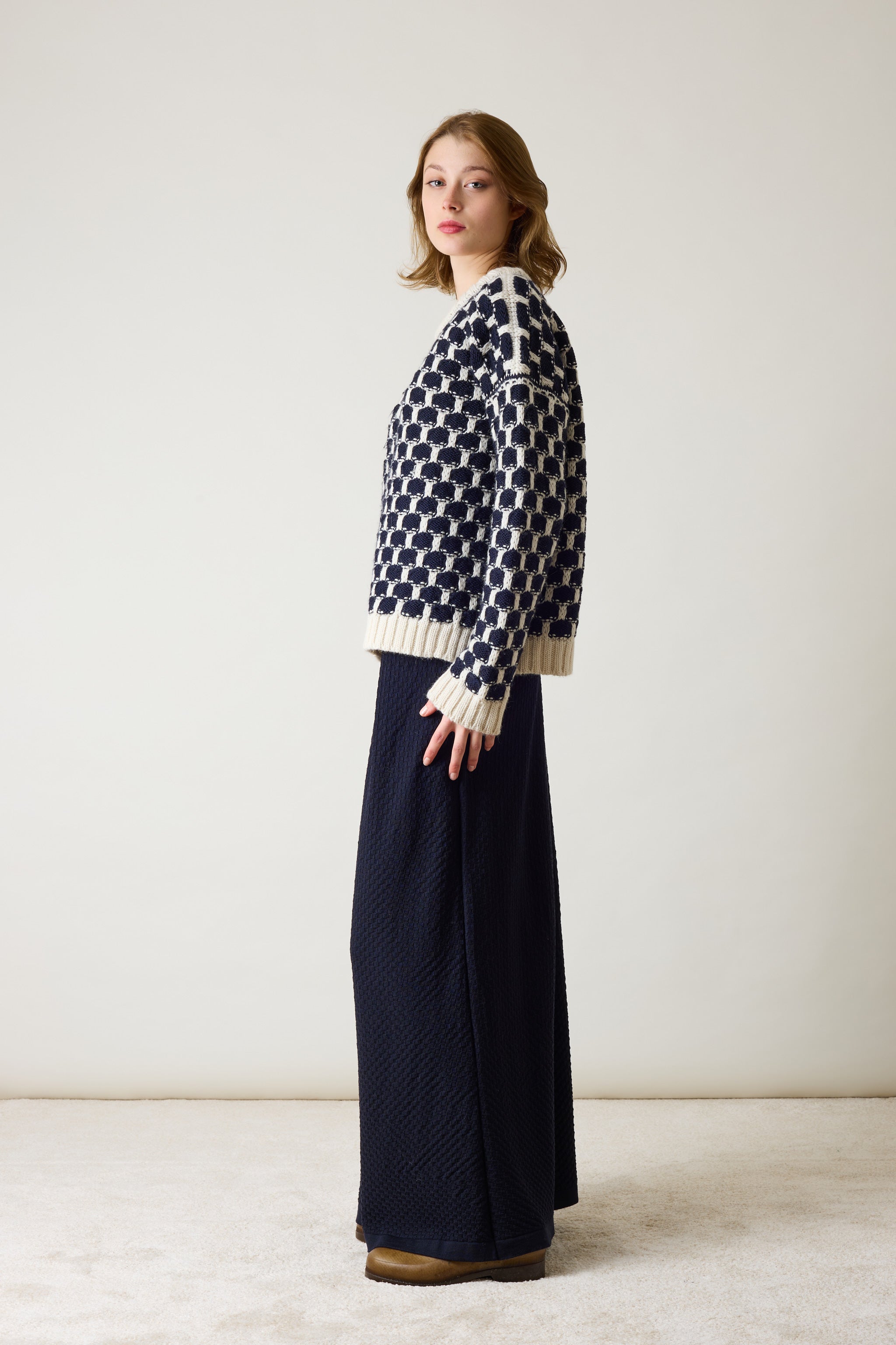 Chunky giraffe sweater