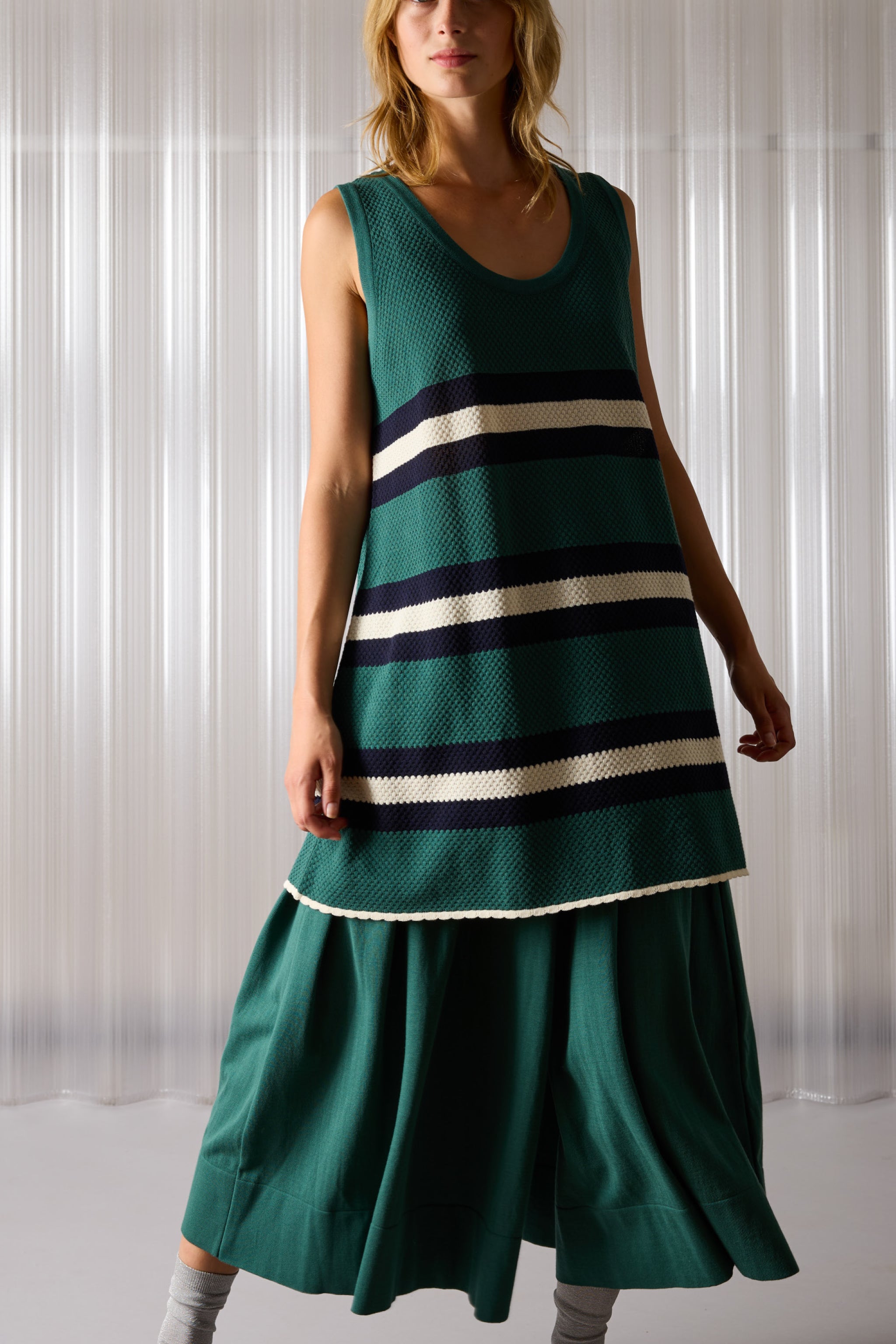 Wide divided skirt