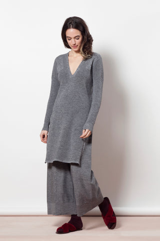 Tail dress